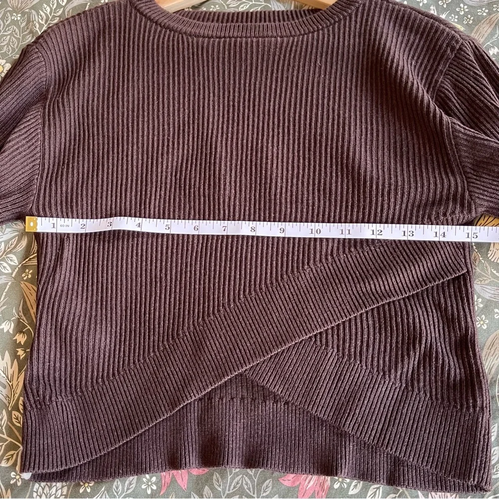 RARE Lululemon Reversible Crossover Sweater Espresso Chocolate Brown Size 2 - Picture 6 of 9